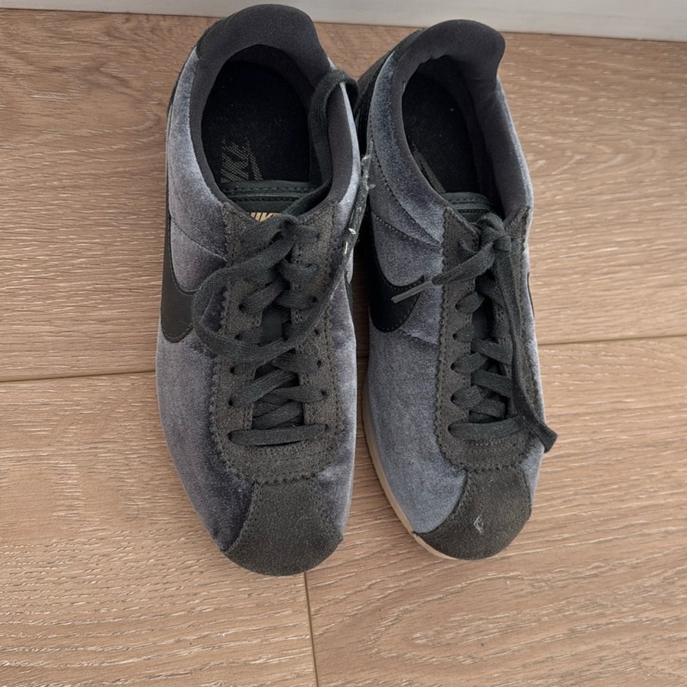 Grey velvet Nike Cortez